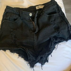 Black jean shorts . Stretchy